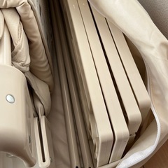 Aprica   折り畳みベビーベッドの画像