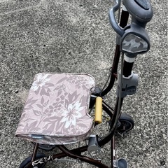 シルバーカー（手押し車）座面付き・の画像