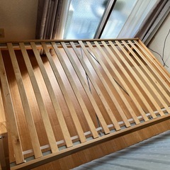 非対面　IKEA セミダブルベッド＋マットレスの画像