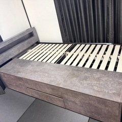 セミダブルベッドの画像