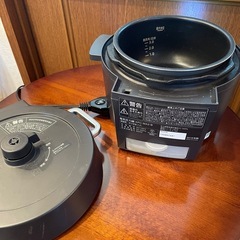 電気圧力鍋【アイリスオーヤマ】の画像