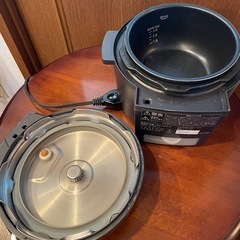 電気圧力鍋【アイリスオーヤマ】の画像