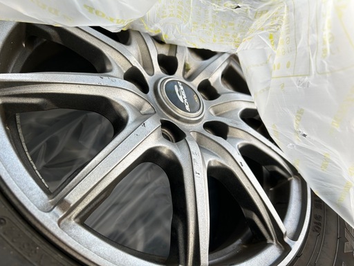 【受け渡し決定】スタッドレスタイヤ　195/65R15　