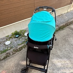アップリカ　ベビーカー　の画像