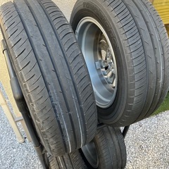 新車外し【純正タイヤ】トヨタVOXY90系　16インチの画像