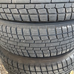 スタッドレスタイヤの画像
