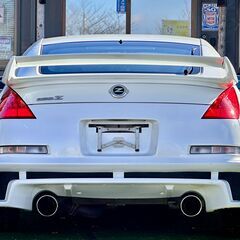 ローンは毎月16,700円～　日産　フェアレディZ　バージョンＳＴ　ＮＩＳＭＯ仕様 ＲＡＹＳＶｅｒ．ＮＩＳＭＯアルミ☆ＮＩＳＭＯマフラー 触媒 エアクリ ウイング Ｆバンパー☆ダウンサス 後期Ｈライト・ボンネット ブレンボキャリパー☆社外リアバンパー・サイドスカートの画像