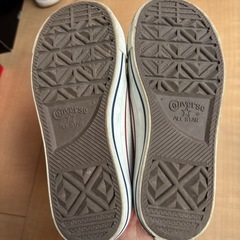converseスニーカーの画像