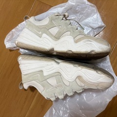 NIKE スニーカーの画像