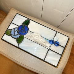 お譲りします❤️ステンドグラス ティッシュボックス❤️JR伊丹駅前の画像