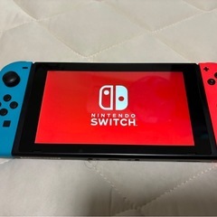 Nintendo Switch すぐに遊べるセット★純正アダプタ・ドック・Joy-Con付き の画像