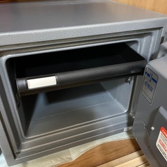 エーコー製　金庫の画像