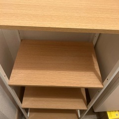 商談中　四段　棚　ラックの画像