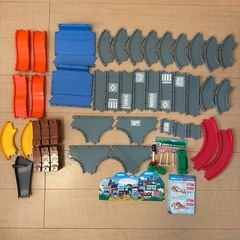 トミカセット！！トミカから消防署、道路までの画像