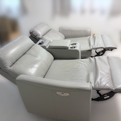 電動リクライニング
ソファの画像