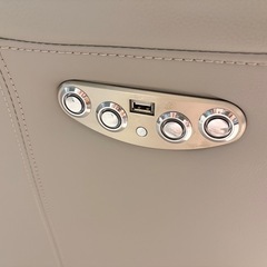 電動リクライニング
ソファの画像