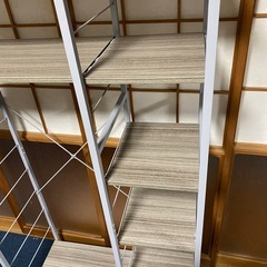 【美品】棚付きハンガーラックの画像