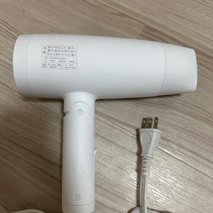 ドライヤーの画像