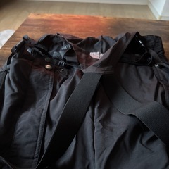 問い合わせ中ノースフェイススキーウェア上下の画像