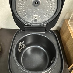 yamazen 炊飯器　2025年製の画像