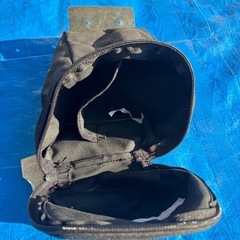 スノーモービル Polaris バックの画像