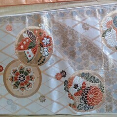 振り袖と、帯の画像