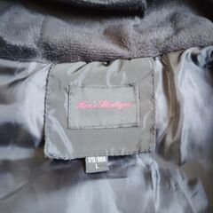 中古美品ほぼ無傷無汚無臭　中綿ジャンバー　160cm前後の方　人気の黒の画像