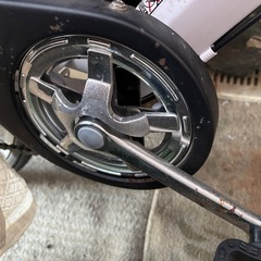 早い者勝ち　クロスバイク　ホワイト　一度試し乗りのみ　27インチの画像