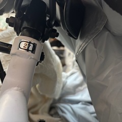 早い者勝ち　クロスバイク　ホワイト　一度試し乗りのみ　27インチの画像