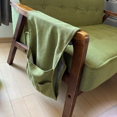 （お話中）グリーン　ソファーの画像