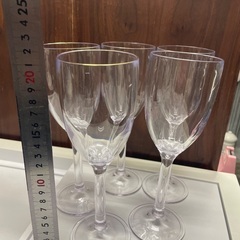 ワイングラス　プラスチック5個セットの画像