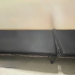 折畳みベッドの画像