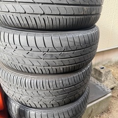 TOYOタイヤ 195/65R15 プリウス ノア ヴォクシー セレナなどの画像