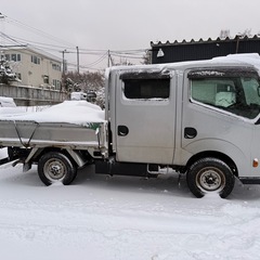アトラス Wキャブ　トラック　4WD 6人乗りの画像