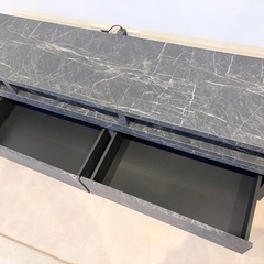 テレビボードの画像