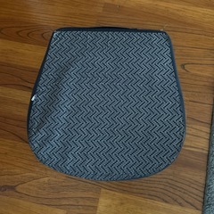 椅子のクッション￼
の画像