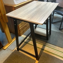 デスクテーブル　2の画像
