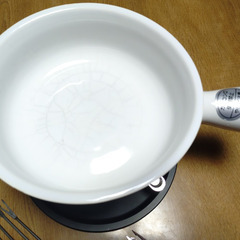 チーズフォンデュ鍋の画像