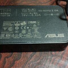 PA-1121-28 ASUS ハイスペックAC電源アダプター　19V-6.32Aの画像