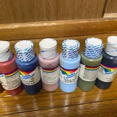 ステンシル ペイント 塗料の画像