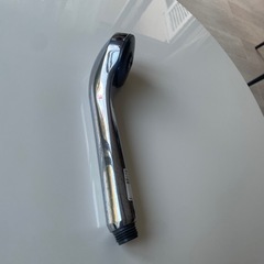 金属製シャワーヘッド シルバーの画像