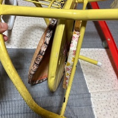 子供用の椅子　二個の画像