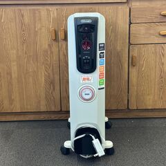 店頭引き渡し 中古 Delonghi デロンギ オイルヒーター H771015EFSN-BK 動作確認済みの画像