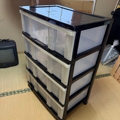 【決定】4段衣装ケース キャスター付の画像