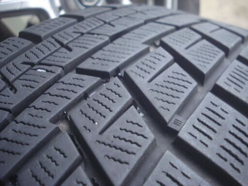 コンパクト車用スタッドレス　185/65R15　2022年製　アルミセット　中古