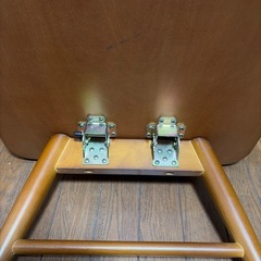 折りたたみテーブルの画像