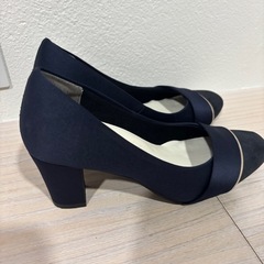 marie claire bis パンプスの画像