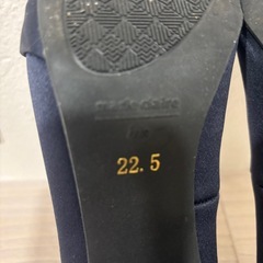 marie claire bis パンプスの画像