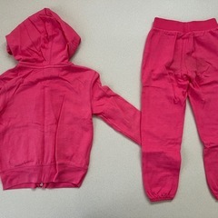 【取引中】GAPKIDS 120cm セットアップの画像