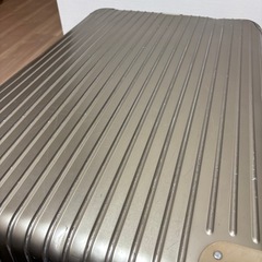 RIMOWA TOPAS TITANIUMの画像
